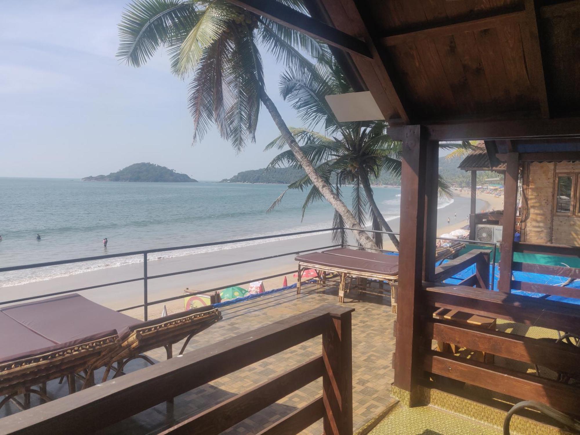 Palolem Luxuries Beach Cottages Room photo