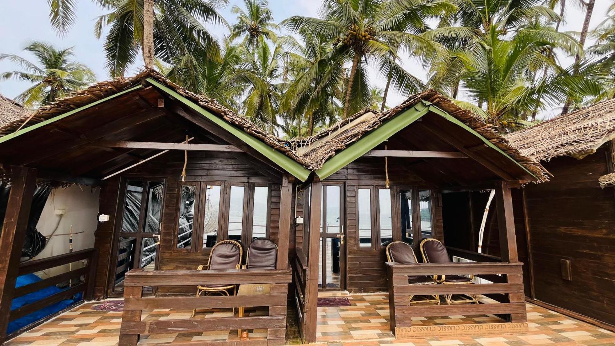 Palolem Luxuries Beach Cottages Exterior photo