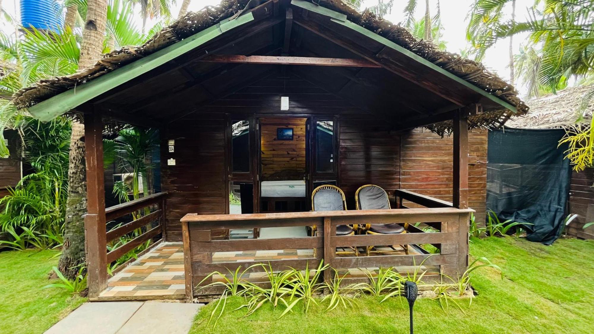 Palolem Luxuries Beach Cottages Exterior photo