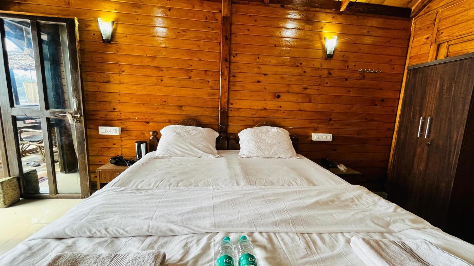 Palolem Luxuries Beach Cottages Exterior photo