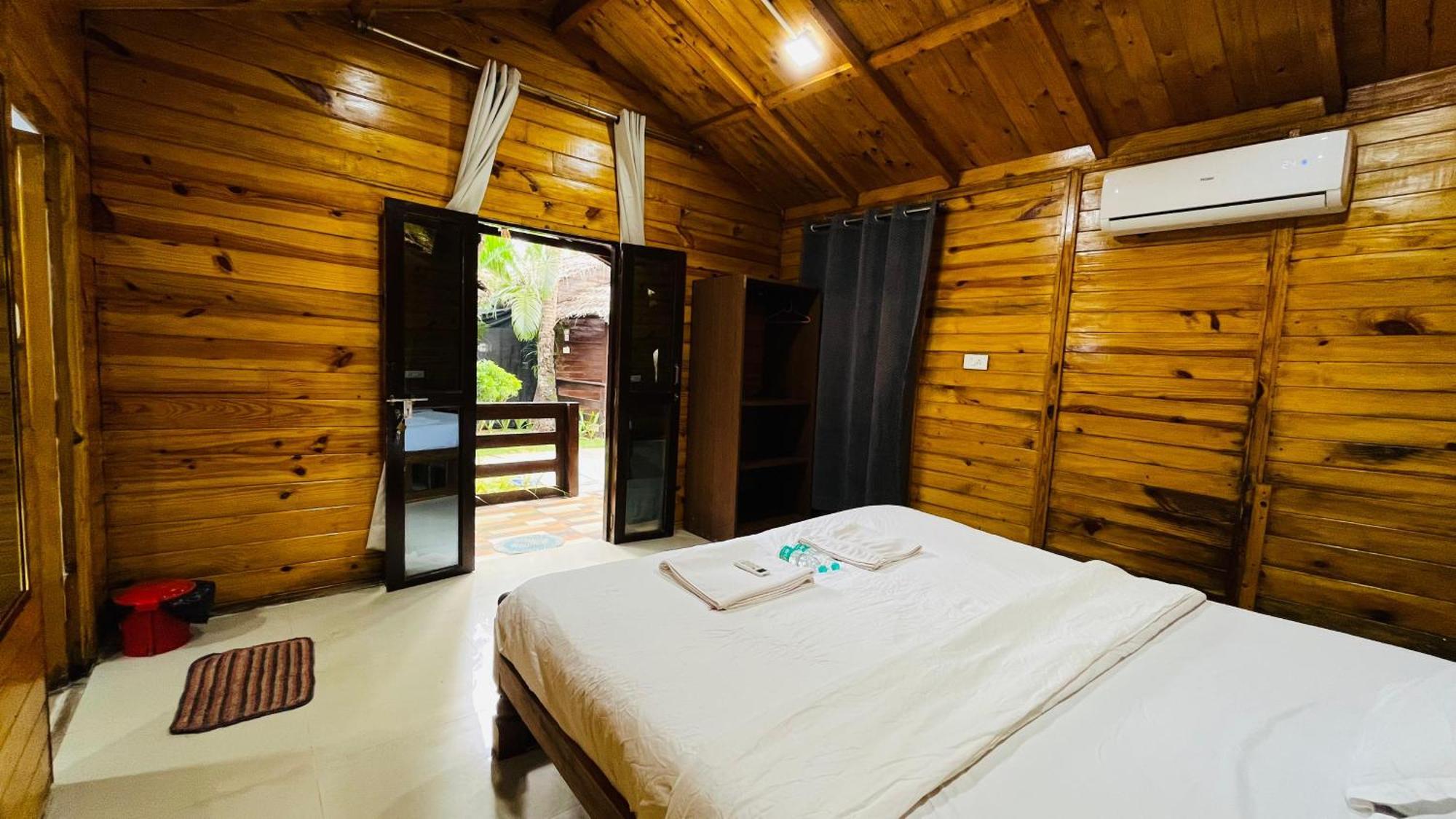 Palolem Luxuries Beach Cottages Exterior photo