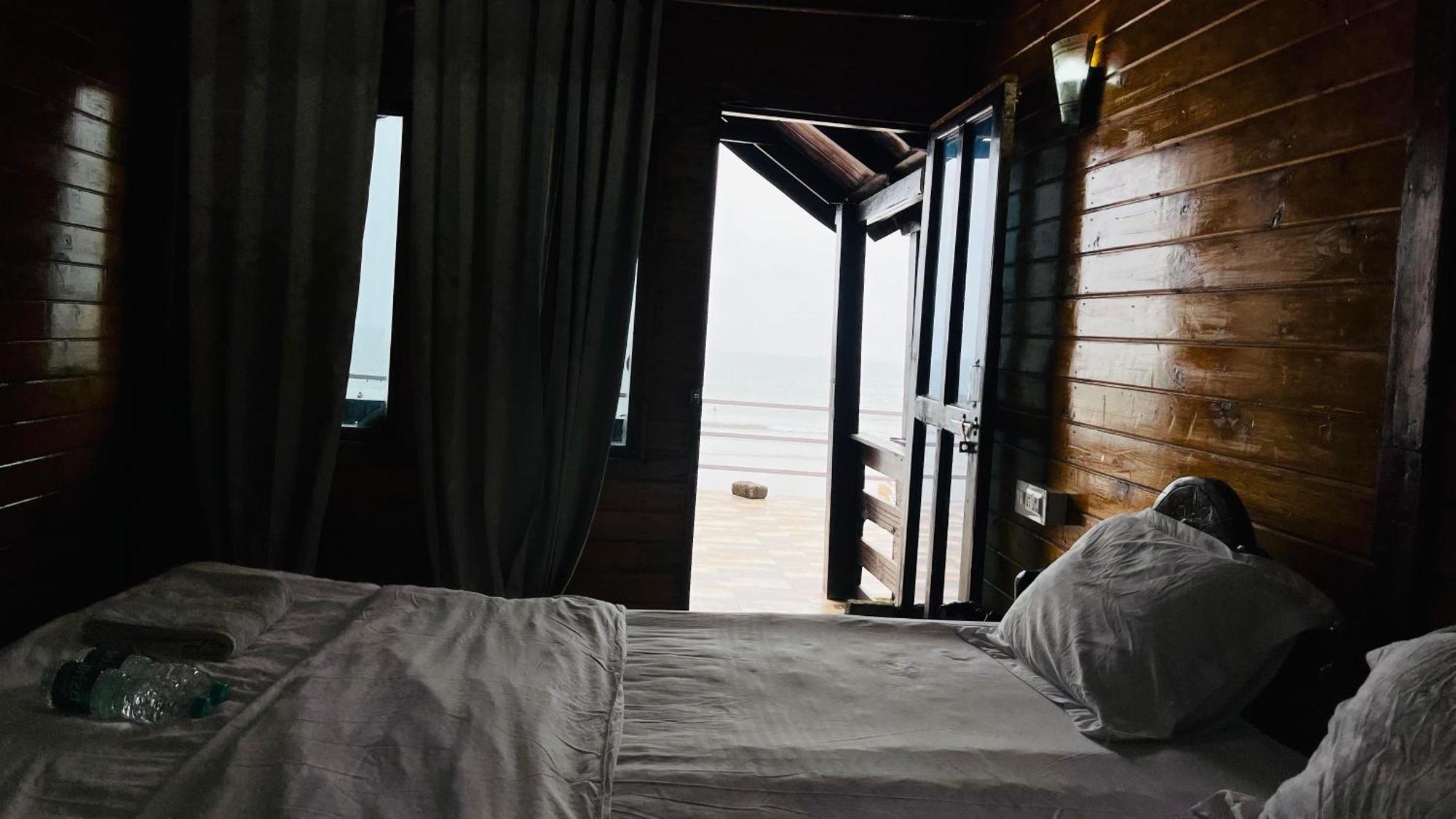Palolem Luxuries Beach Cottages Exterior photo