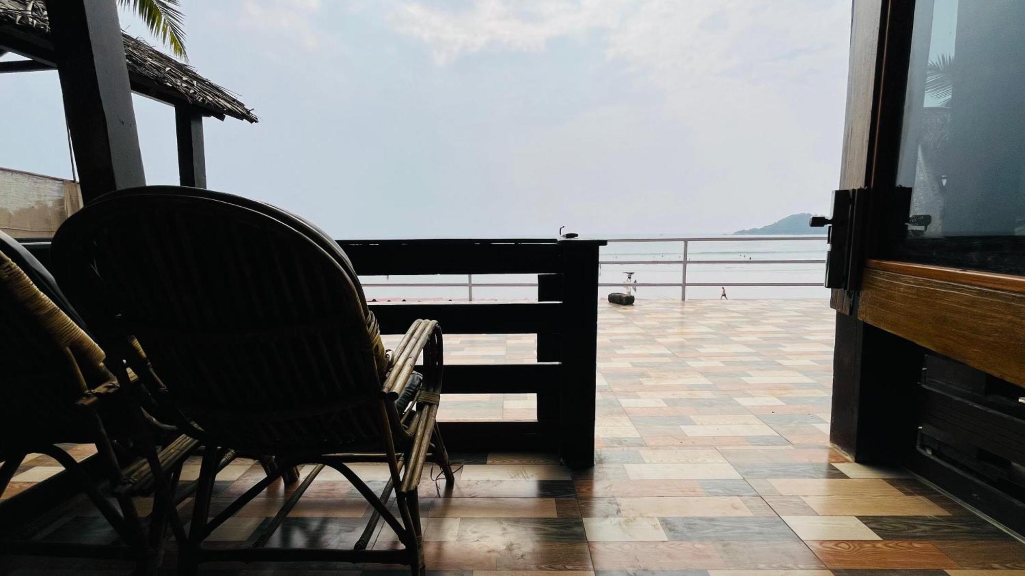 Palolem Luxuries Beach Cottages Exterior photo