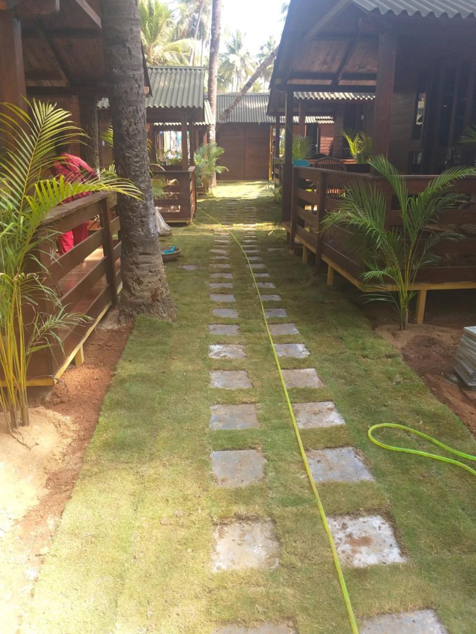 Palolem Luxuries Beach Cottages Exterior photo